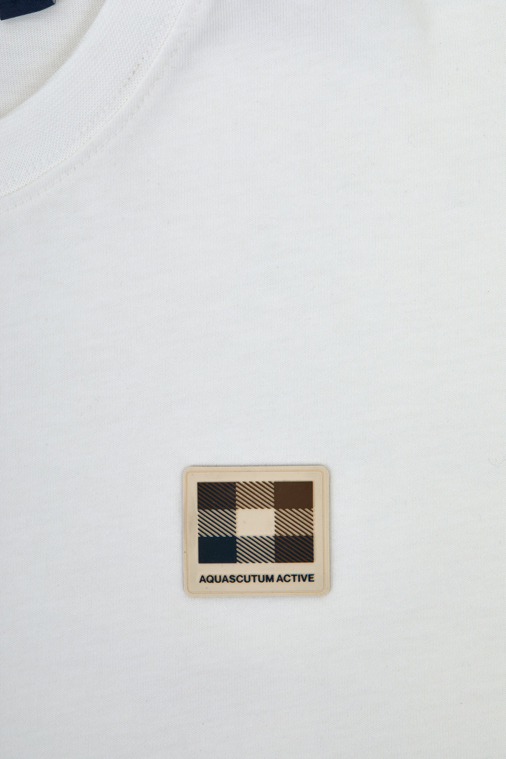 Badge T Shirt - Sour Cream – Aquascutum Active