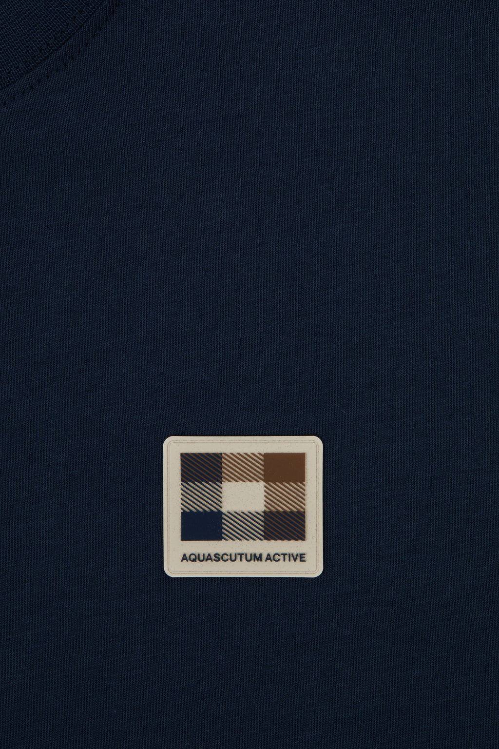 Badge T Shirt - Navy – Aquascutum Active