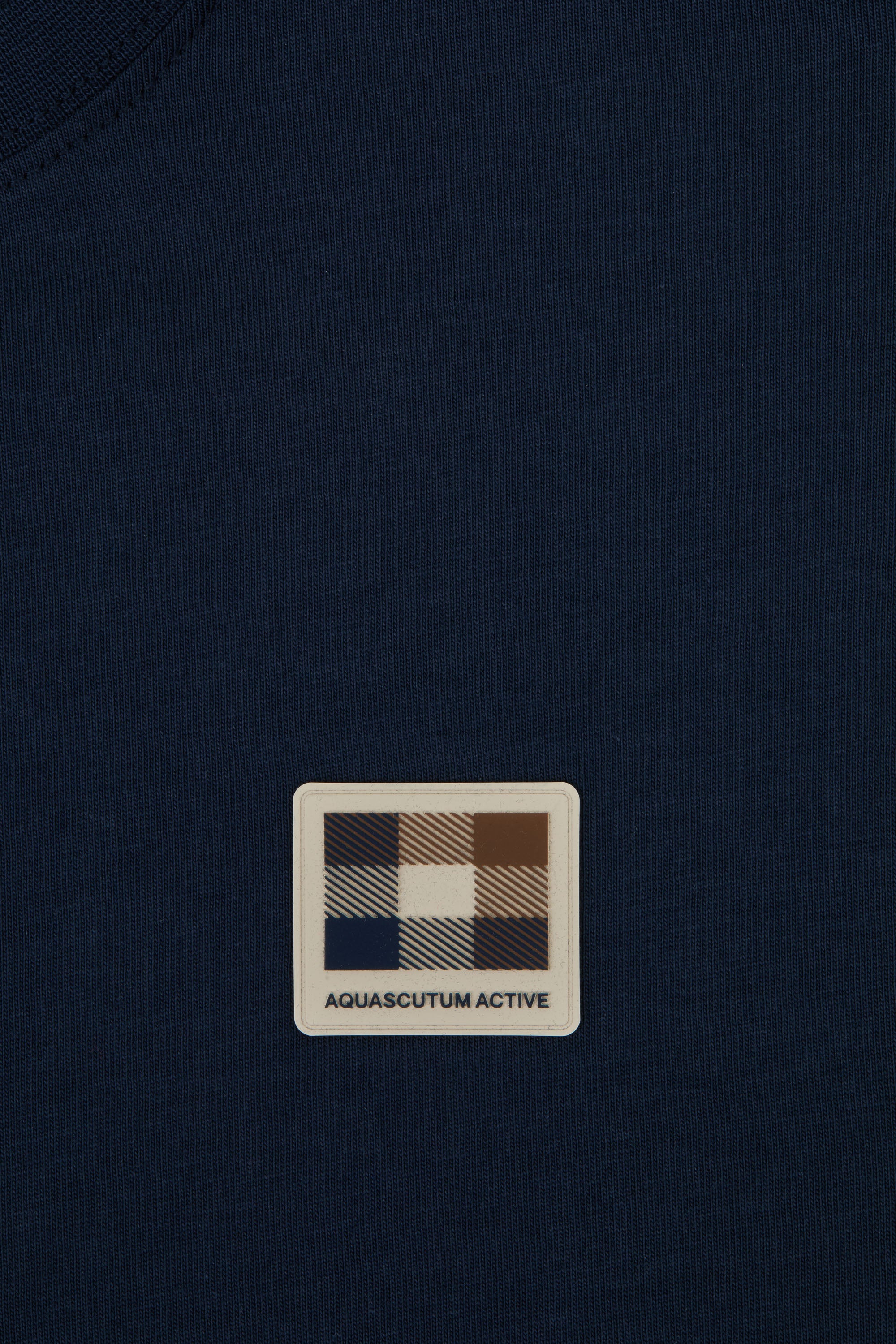 Badge T Shirt - Navy – Aquascutum Active