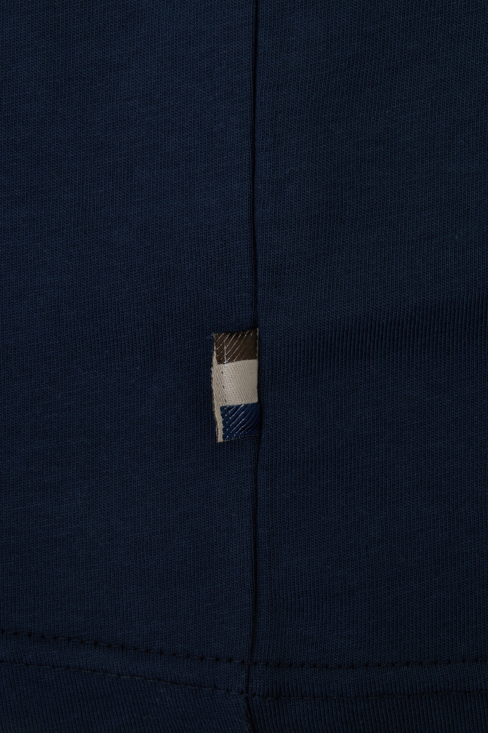 Badge T Shirt - Navy – Aquascutum Active
