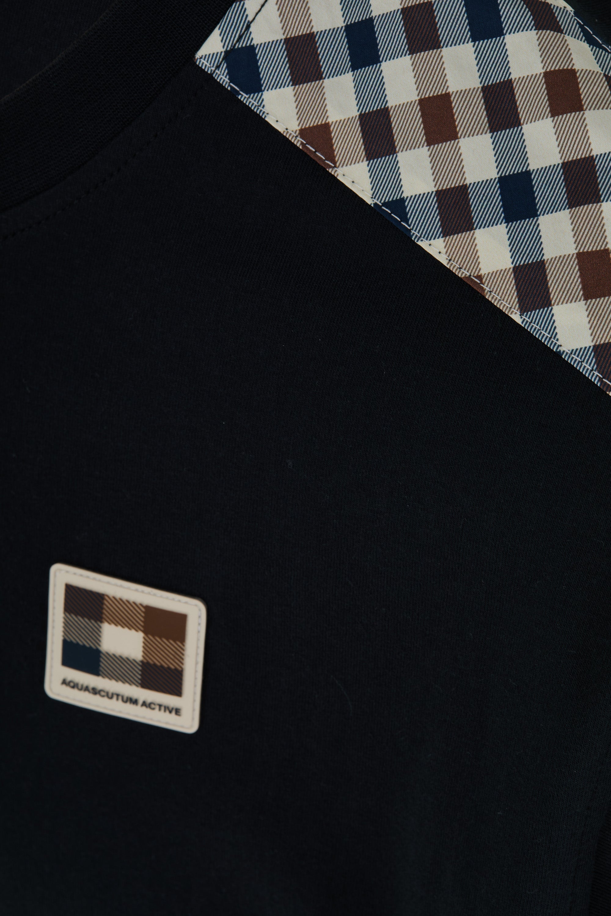 Insert Lamina T-Shirt - Black – Aquascutum Active