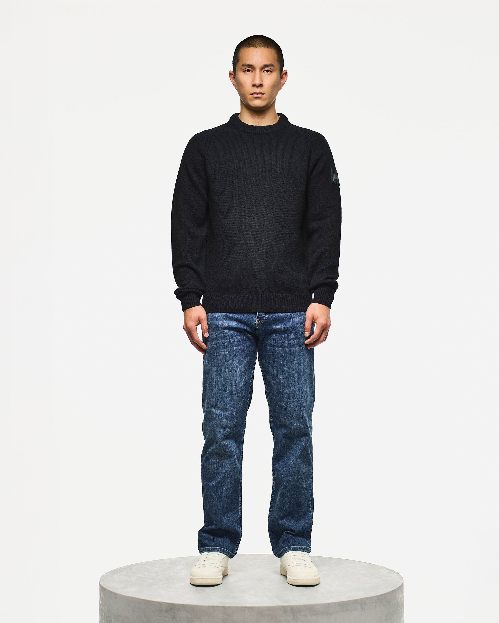 Zagreb Quarter-Zip — Black – Weekend Offender