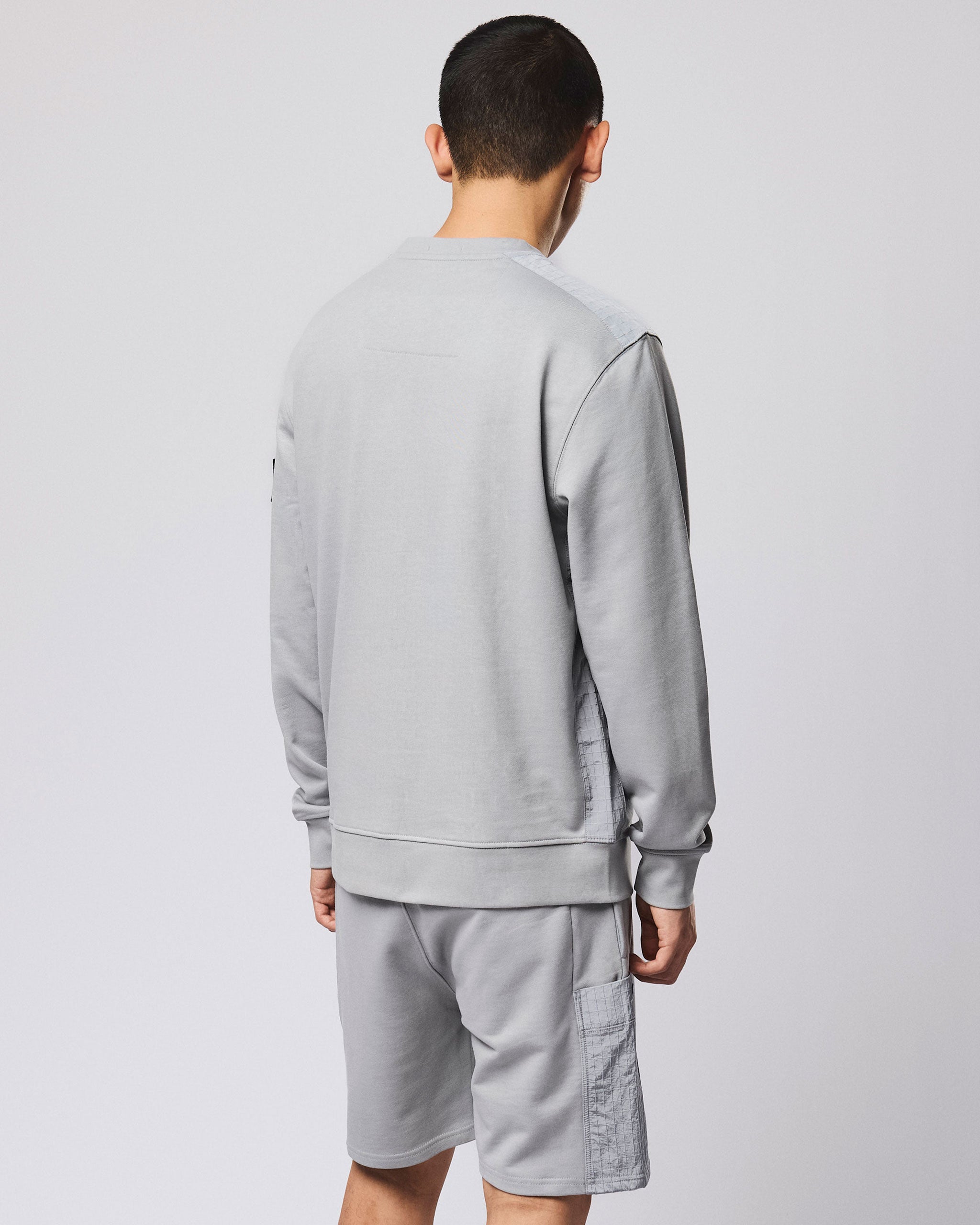 F Bomb — Smokey – Weekend Offender