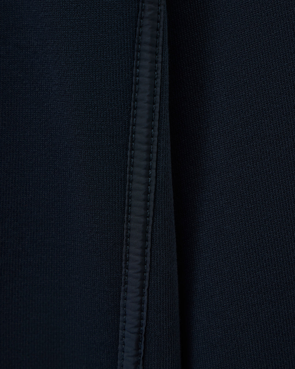 Thunder Sweater — Navy