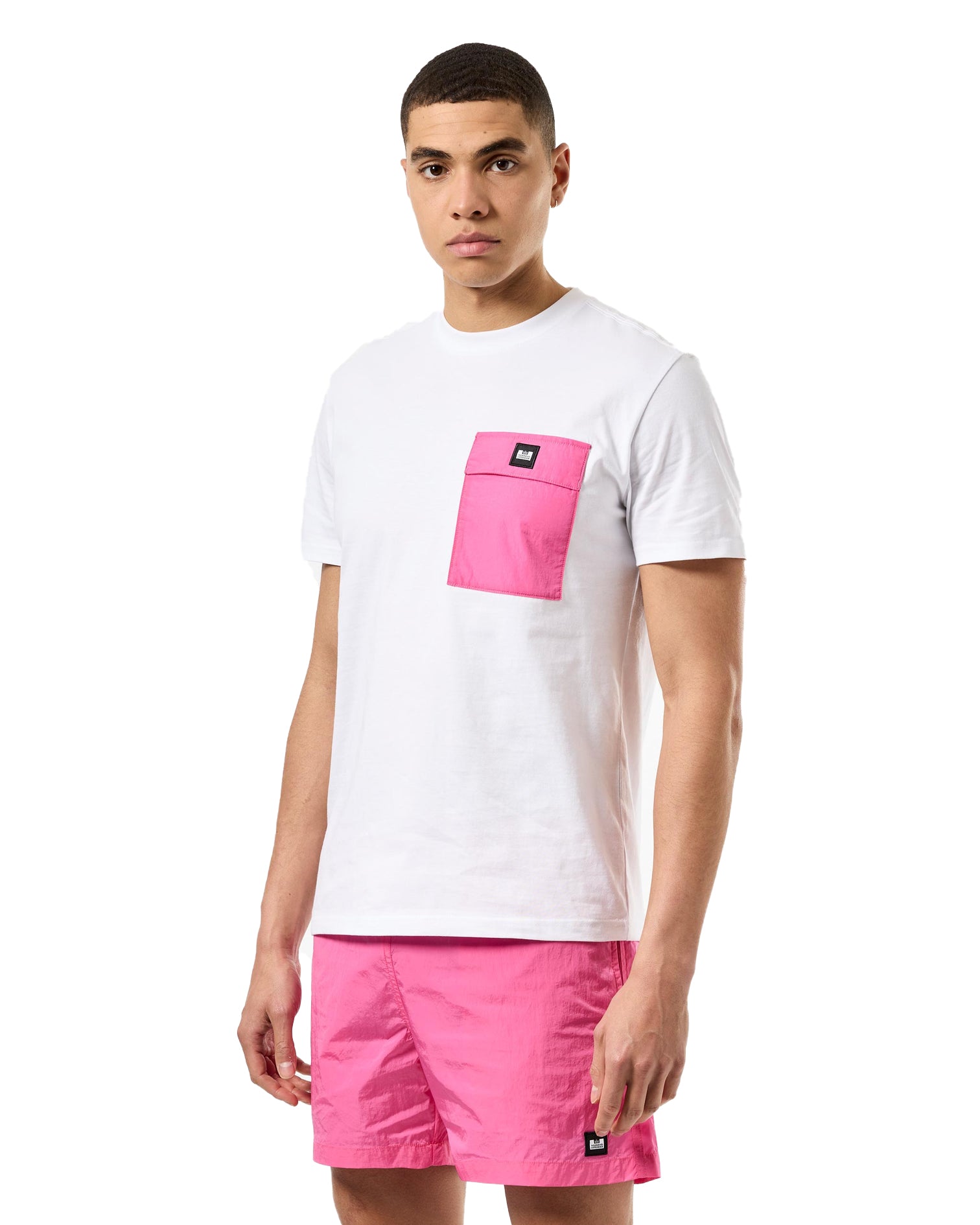 Stinivia T-Shirt — White / Candy – Weekend Offender