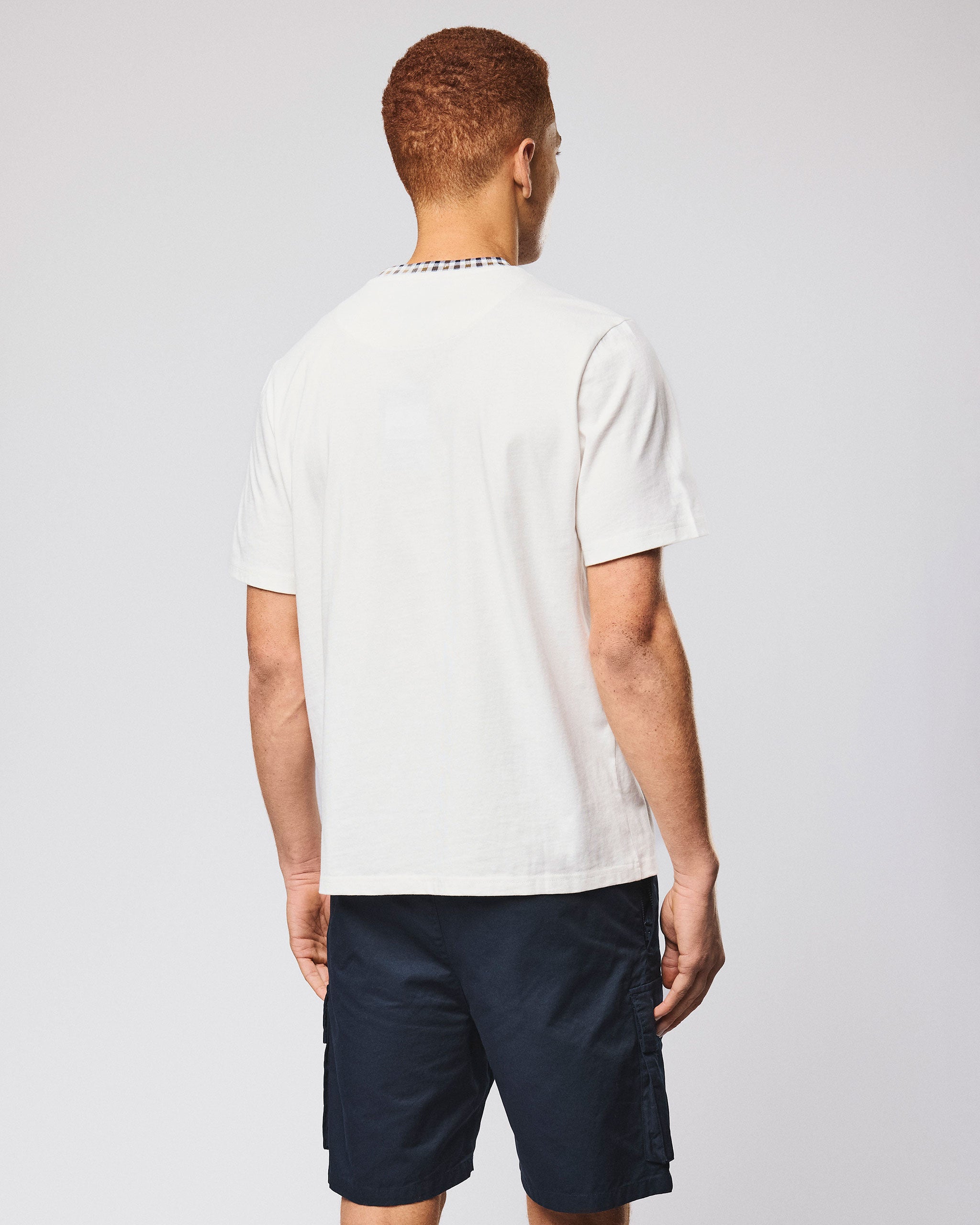 Sila T-Shirt — Ghost